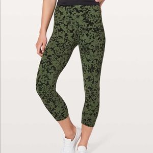 Lululemon Capris